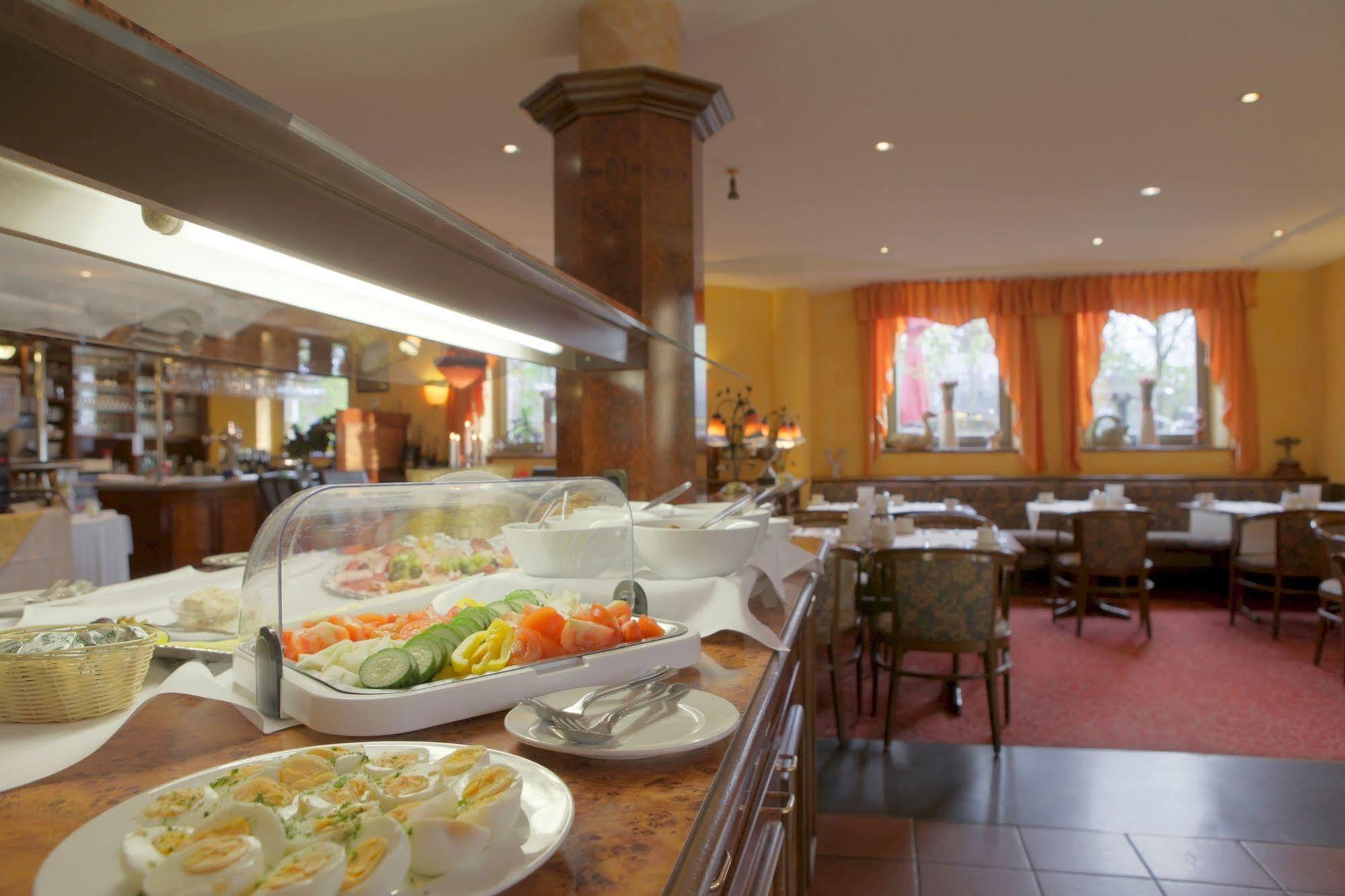 Hotel Asgard Zinnowitz Buitenkant foto